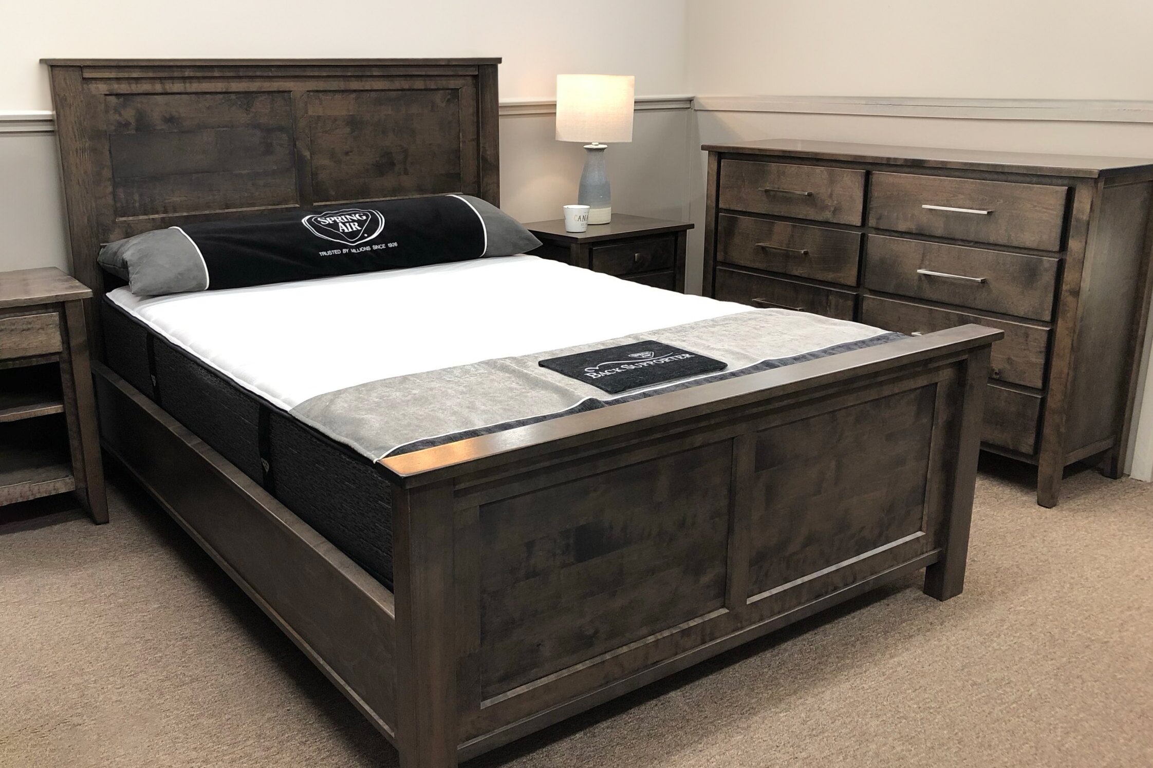 Lakewood Bedroom Collection