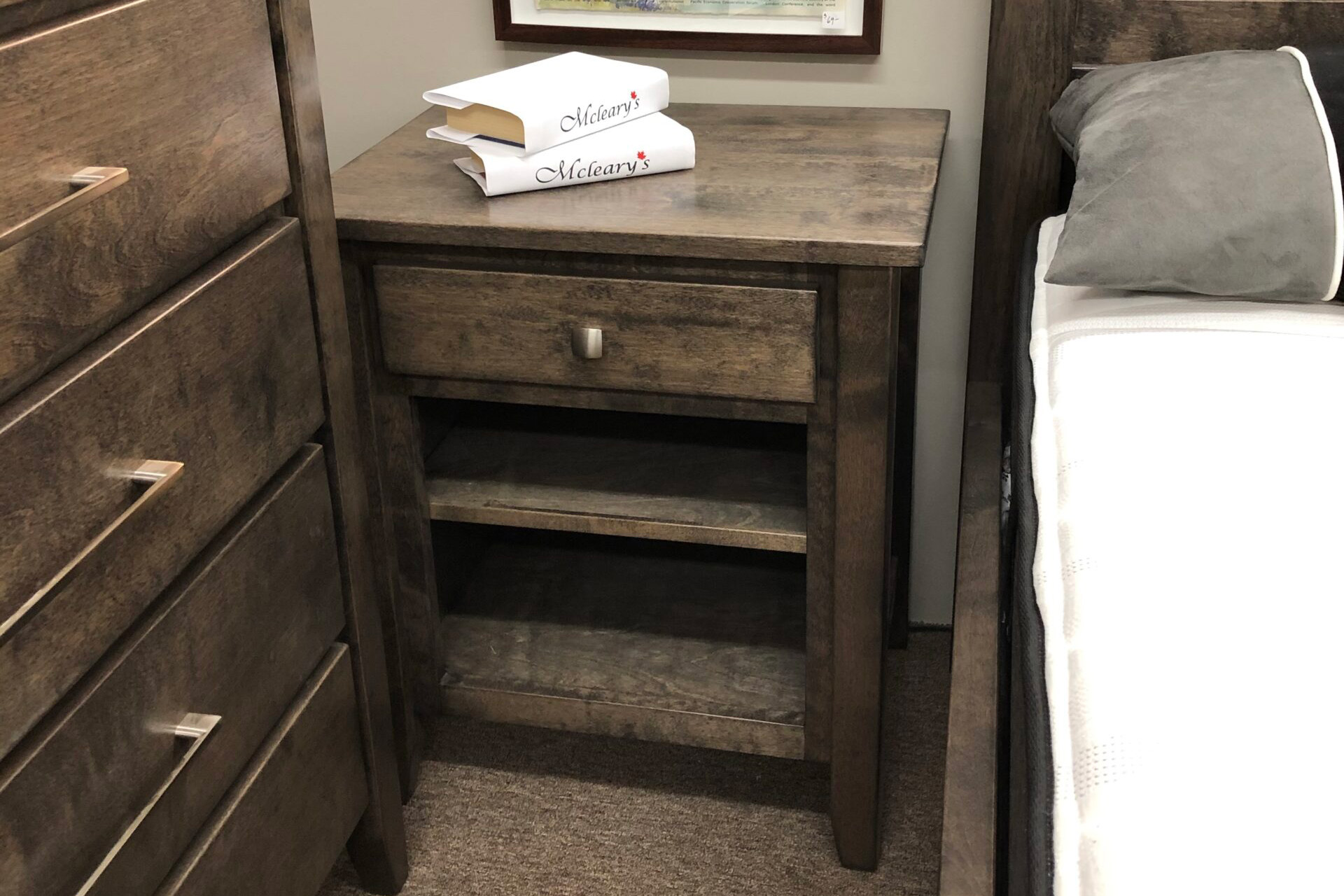 Lakewood Bedroom Collection