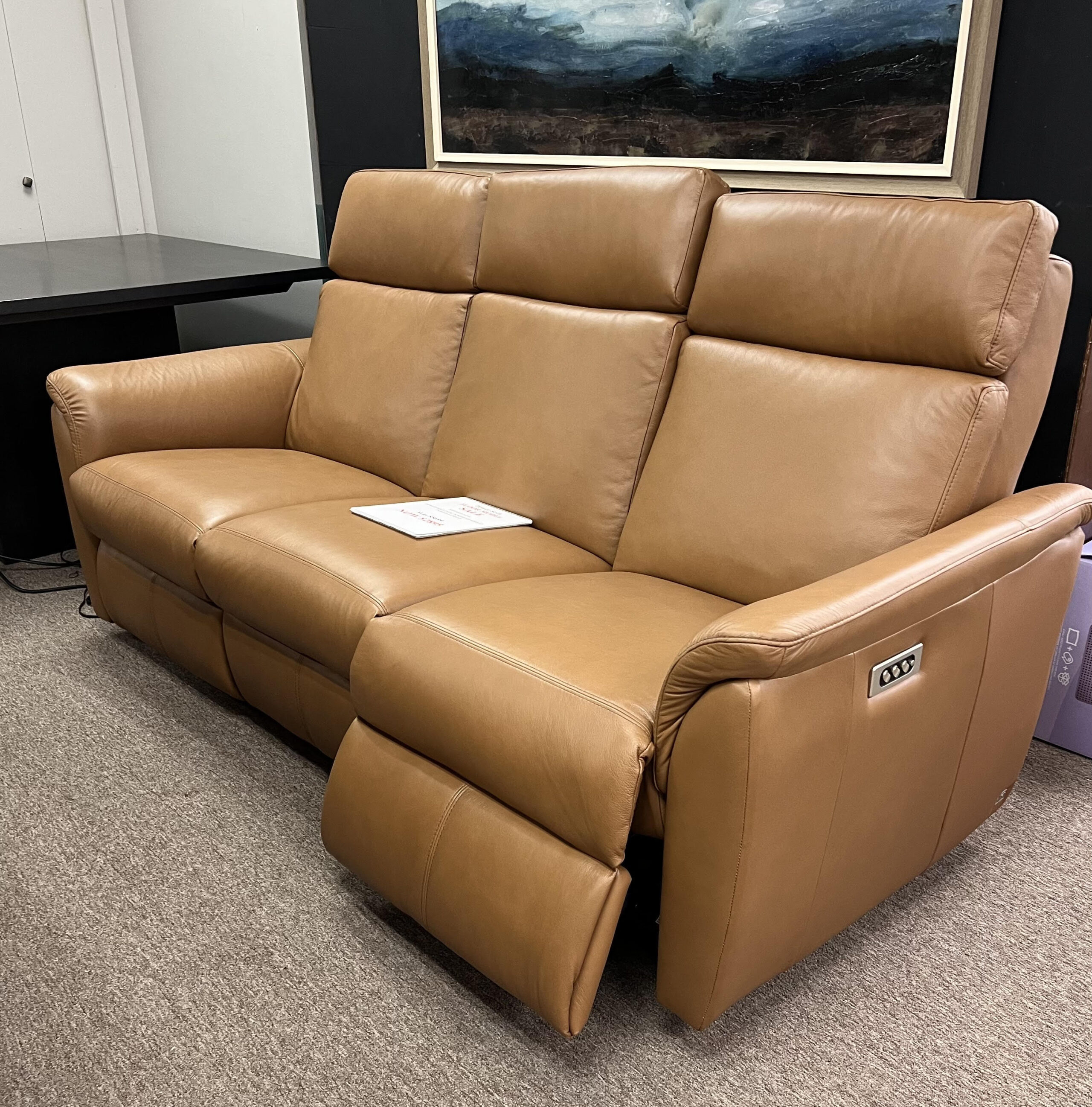 8000 recliner sofa tan leather