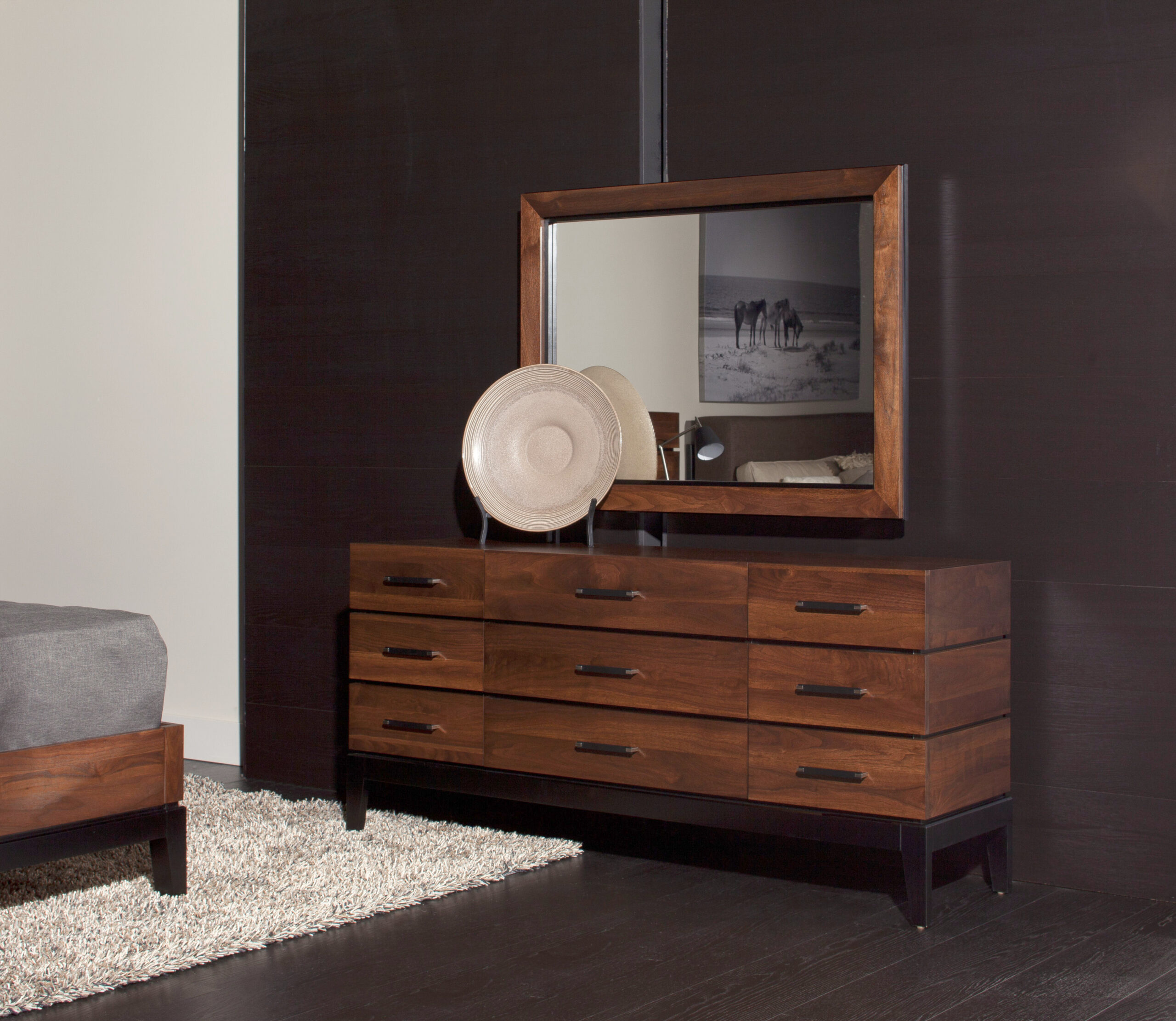 Definity 9 Drawer Deluxe Dresser
