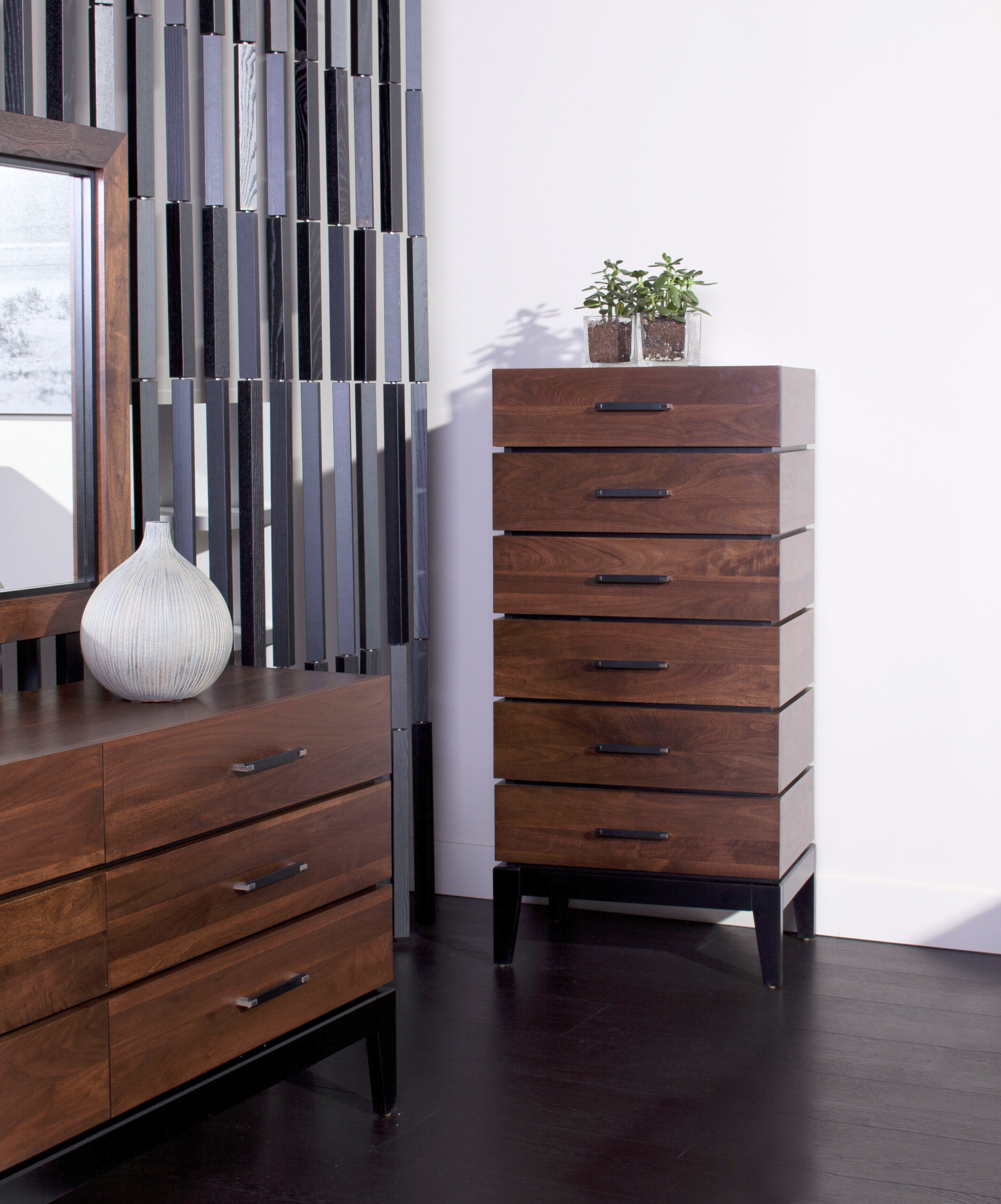 Definity 9 Drawer Deluxe Dresser