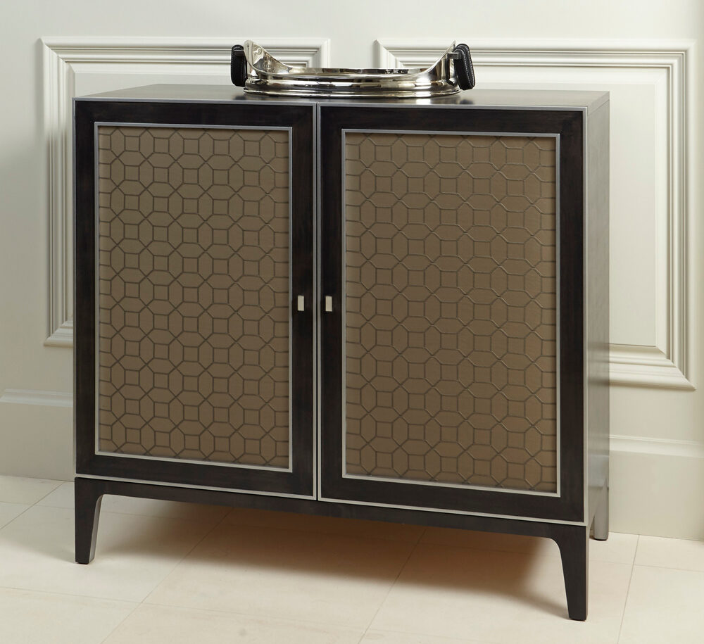 Luxe Cabinet With Deck 8094