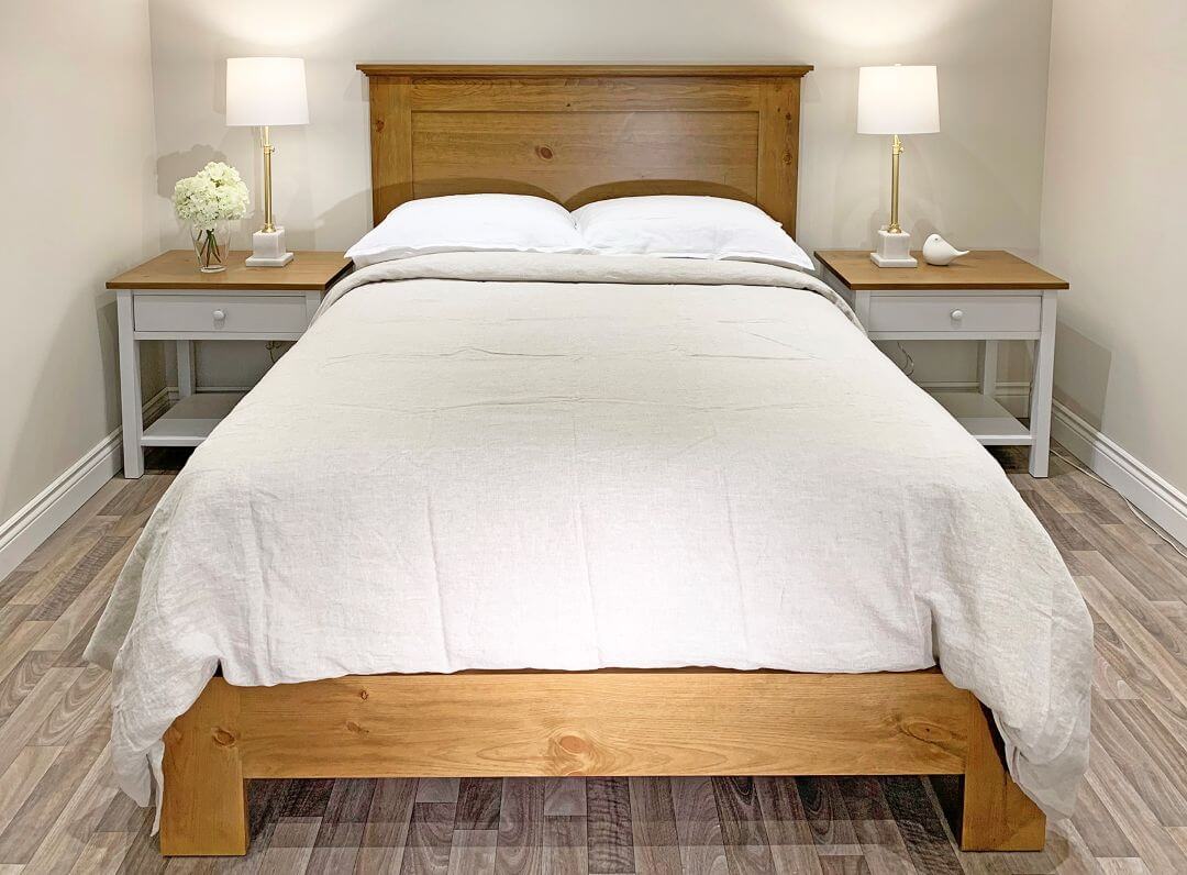 Stage Coach Platform Bed